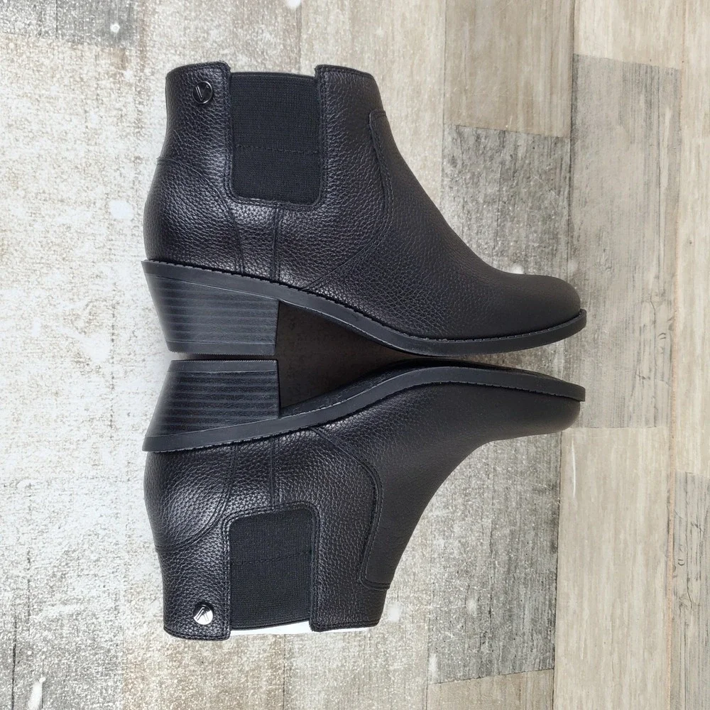 Vionic Finn Womens Booties Sz 5 Black Leather‎ Side Zip Elastic Gore Ankle Boots